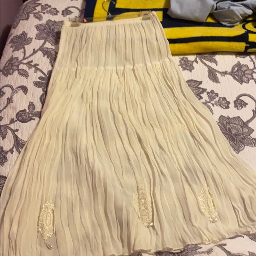 Women’s lace skirt